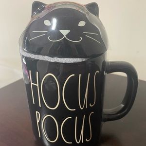 Rae Dunn Cat Halloween Mug with lid